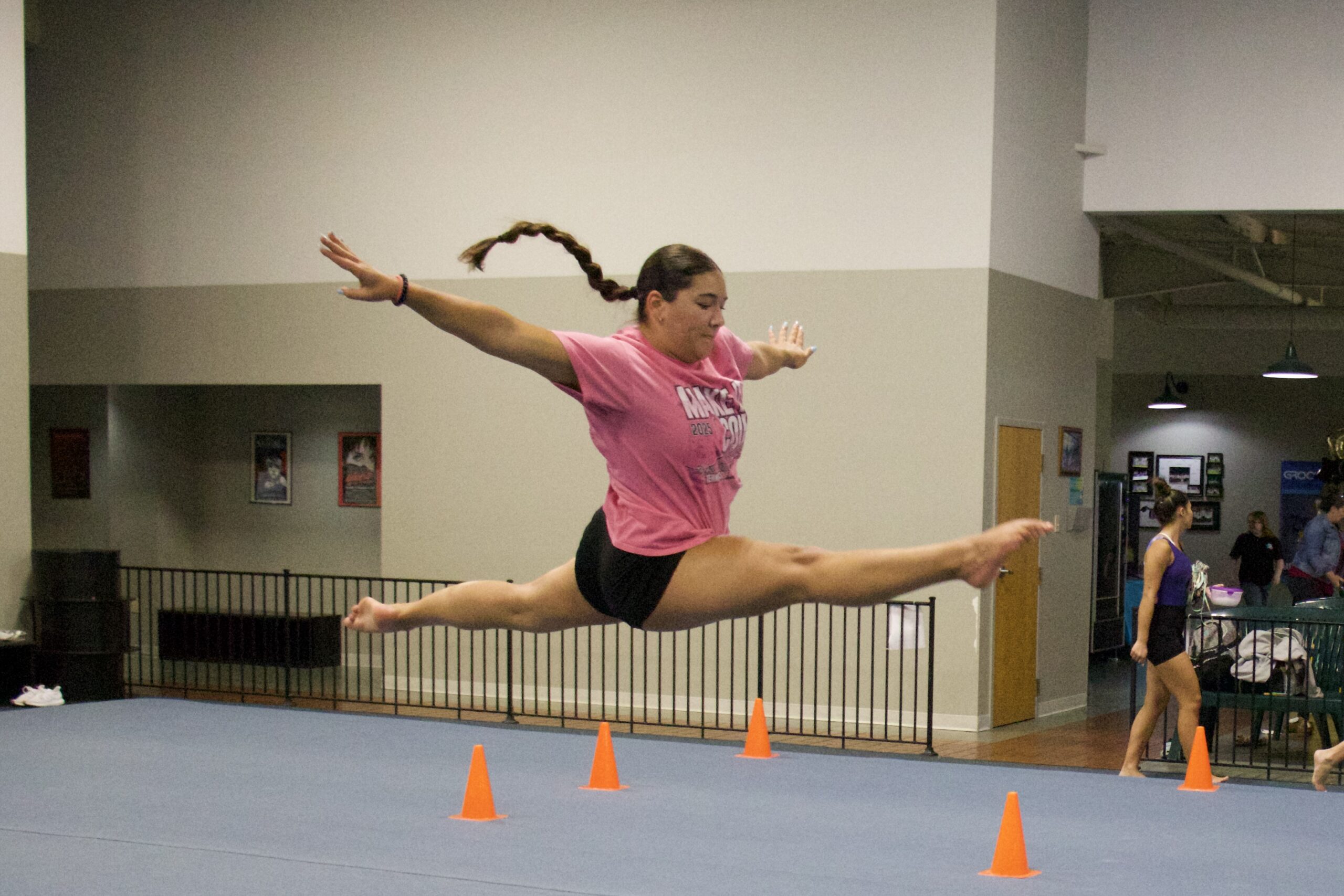IMG_2179 Girl doing gymnastics at The Dance Refinery